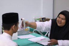 Tim UKM MAN 1 Pekanbaru Siap Layani dan Pantau Kesehatan Murid Secara Berkala